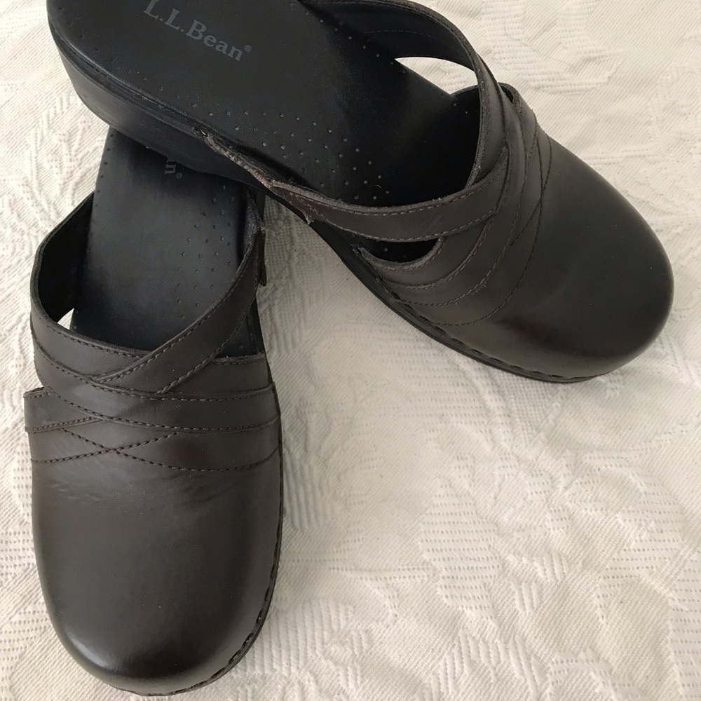 LL Bean clogs